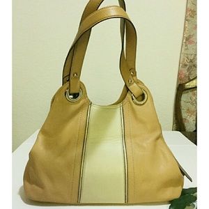 GENUINE LEATHER TIGNANELLO NEUTRAL NUDE BAG EUC